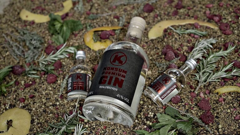 Was ist das Besondere am Konsum Premium-Gin Waldbeere?